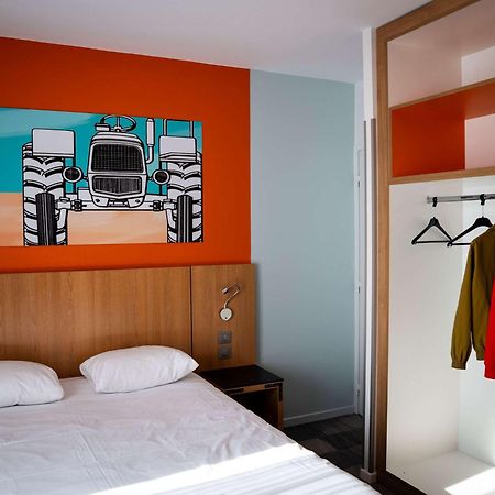 ホテル Ibis Styles Bourbon Lancy エクステリア 写真