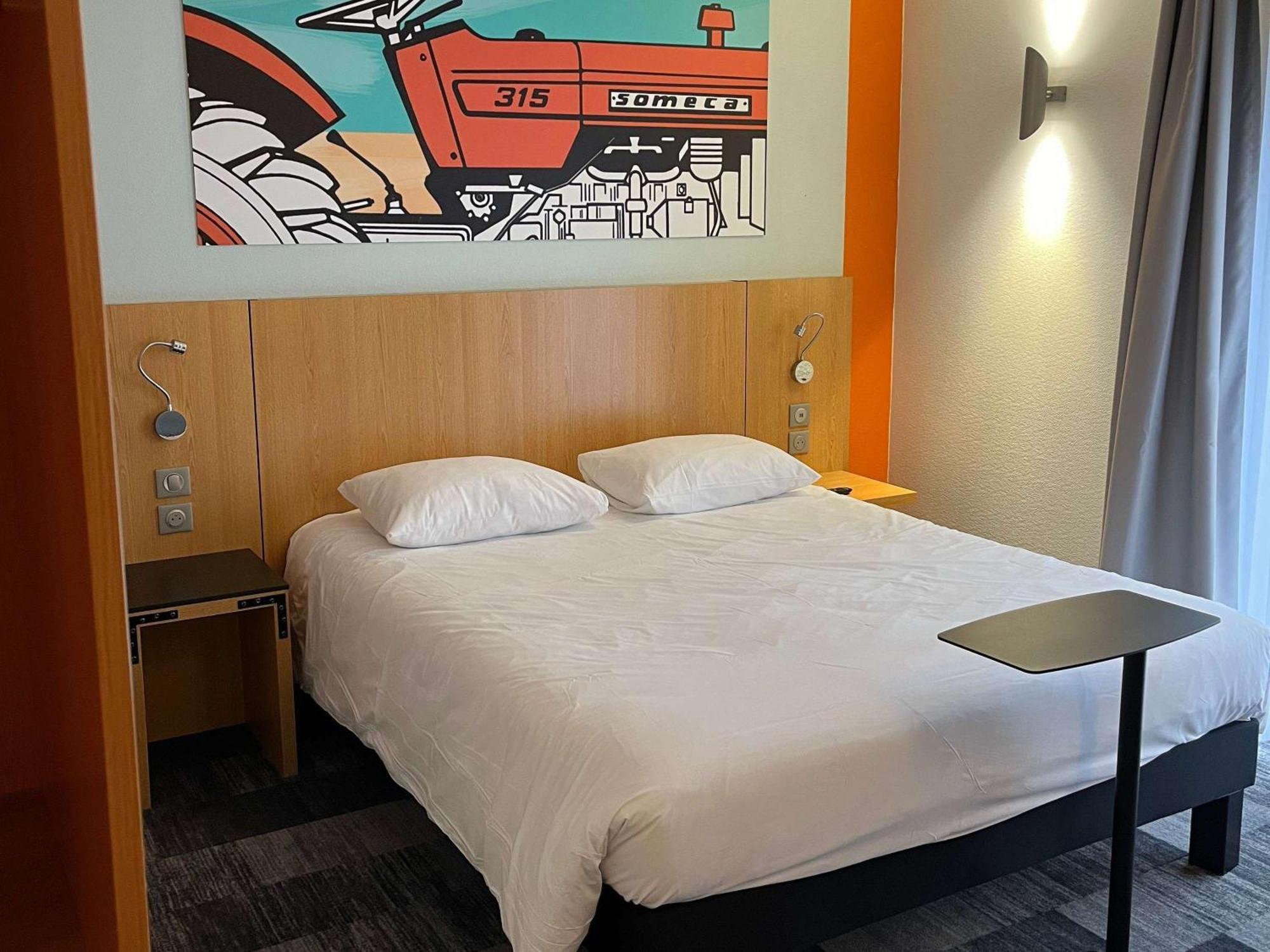 ホテル Ibis Styles Bourbon Lancy エクステリア 写真