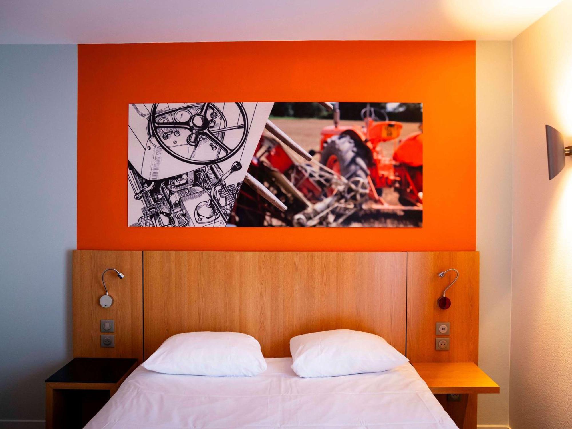 ホテル Ibis Styles Bourbon Lancy エクステリア 写真
